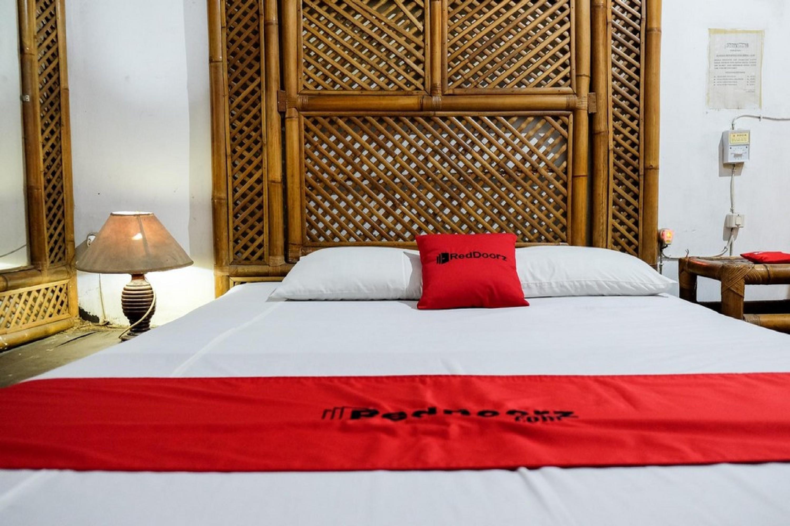 Reddoorz Plus Near Jalan Baru Bogor Esterno foto
