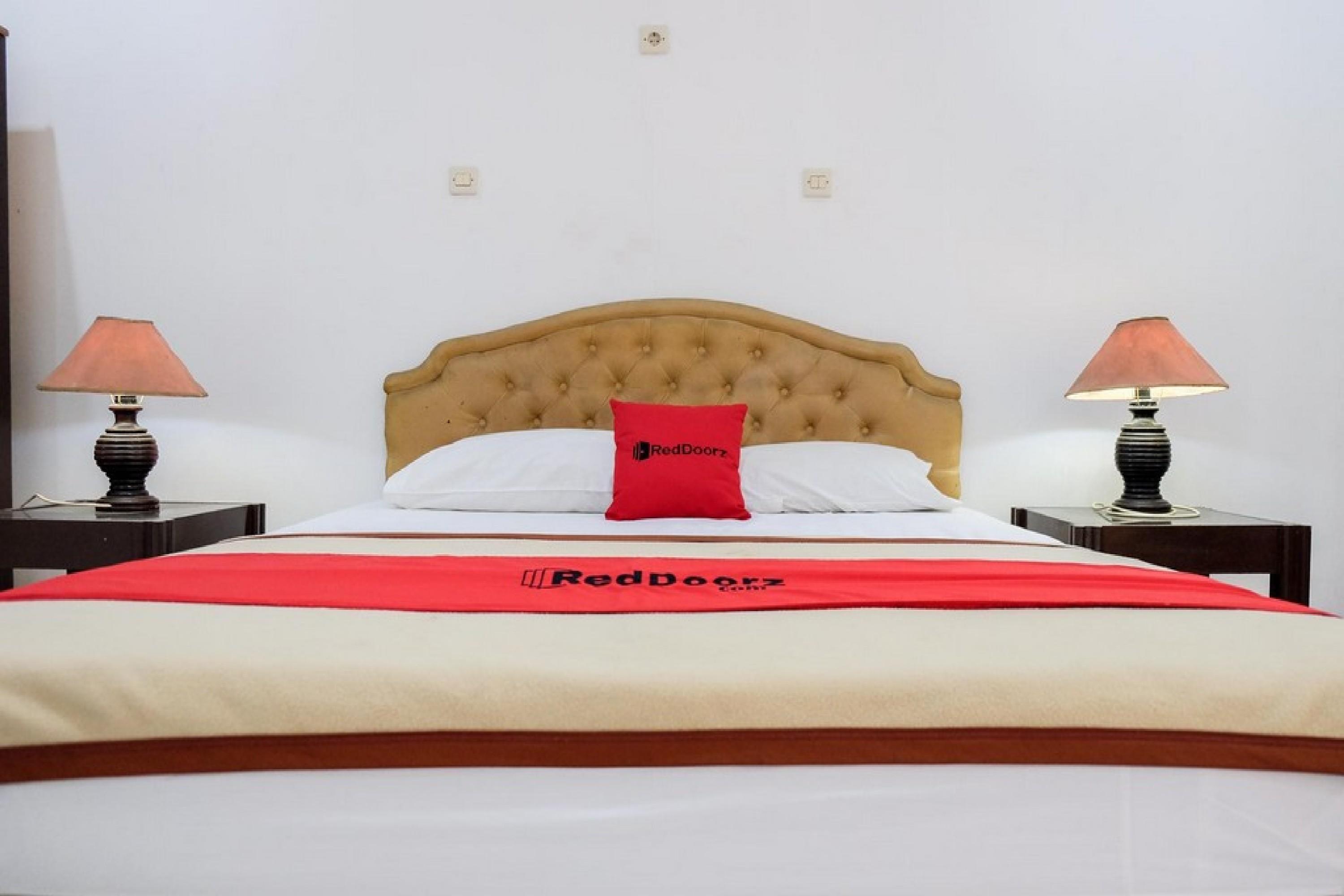 Reddoorz Plus Near Jalan Baru Bogor Esterno foto