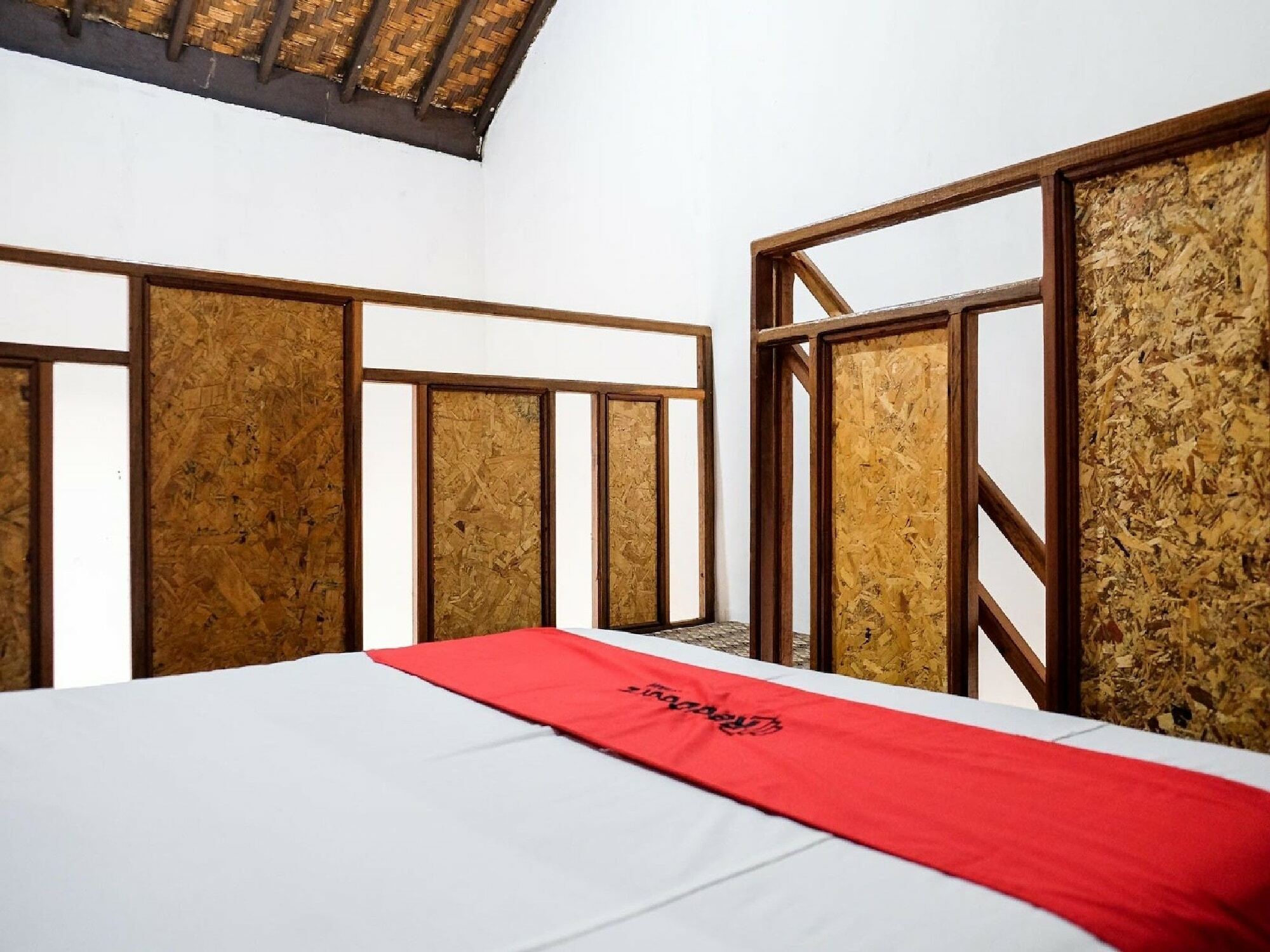 Reddoorz Plus Near Jalan Baru Bogor Esterno foto